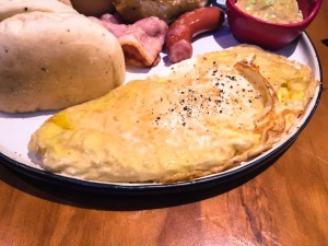 All-in-one for Lady's Cheese Omelette